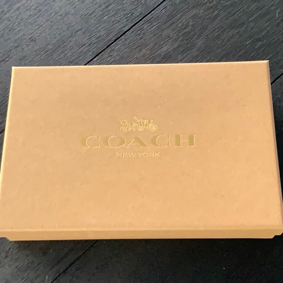 Coach Wallet ID Card Case and Key Fob Gift Set - Picture 9 of 9